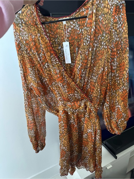 REVOLVE Dresses & Skirts - REVOLVE Poupette St Barth 100% Silk Abstract Wrap Dress Size Small